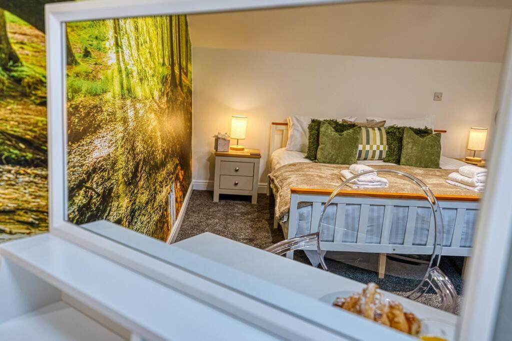 Delightful Two-Bedroom Cottage In The Heart Of Bakewell Exterior foto